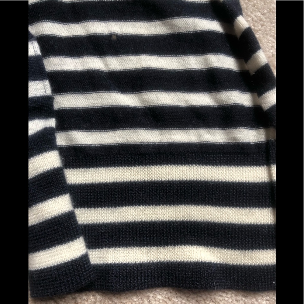 Scarf - Picture 2 of 2